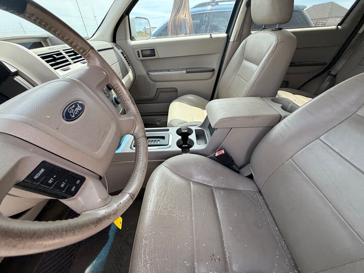 ford-escape-image-33