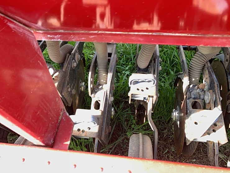 case-ih-5100-image-8