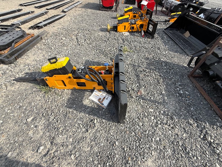 #2000-•-#26320-•-unused-giyi-skid-steer-breaker-psc6802507144-image-11