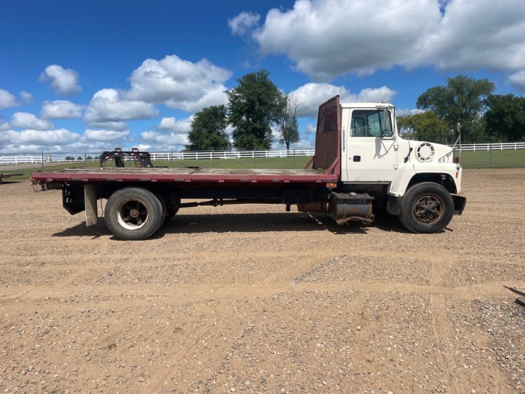 #2118-•-1997-ford-flatbed-truck-(has-mn-title)-image-6