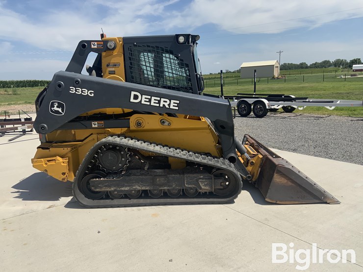 2017-deere-333g-image-4