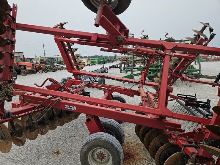 2000-case-ih-3900-image-13