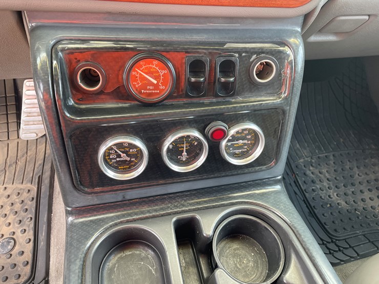 2003-chevrolet-silverado-2500-image-68