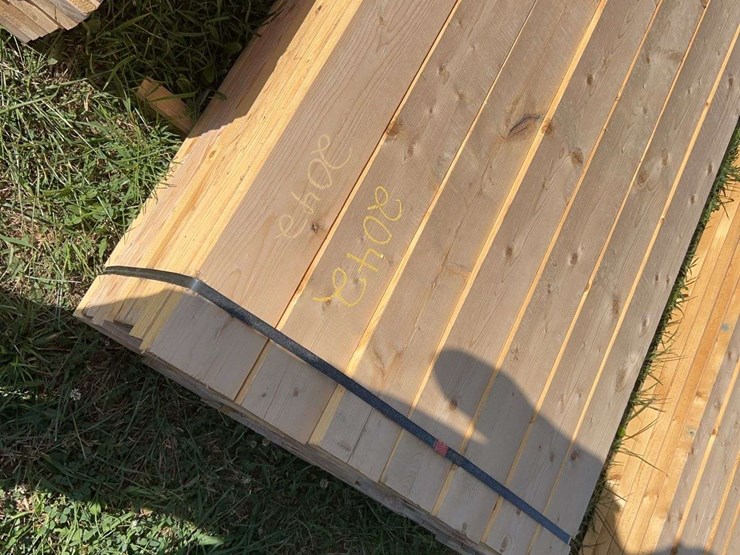 63-boards-of-2"x6"x12'-#2-white-wood-lumber,-(bidding-is-by-the-board,-not-the-stack)-image-2
