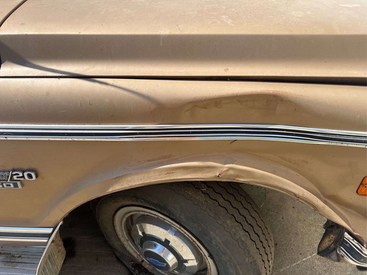 1969-chevy-c20-custom-camper-image-103