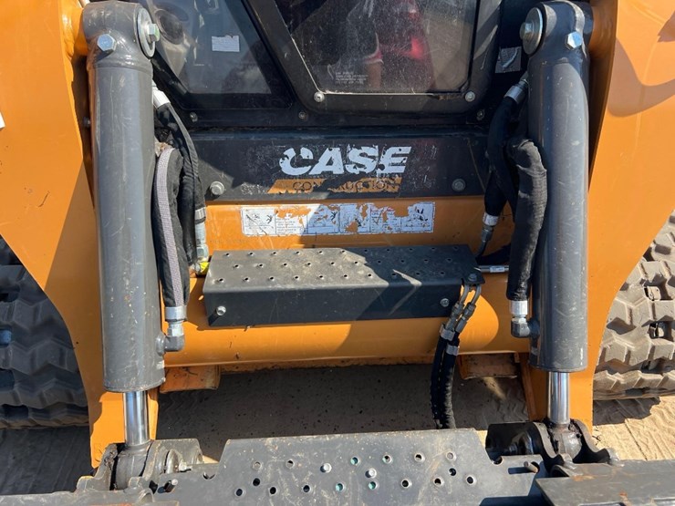 case-tv450b-image-10