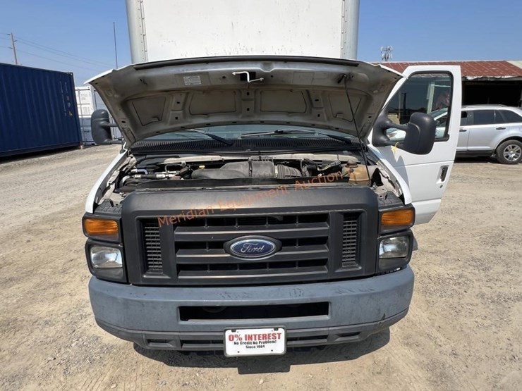 2012-ford-e450-image-26