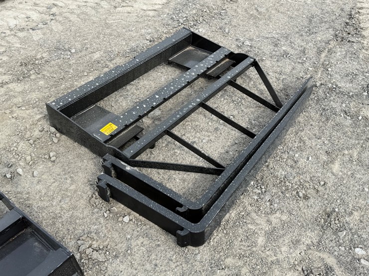 #2000-•-#26514-•-unused-mower-king-sa-skid-steer-forks-image-5