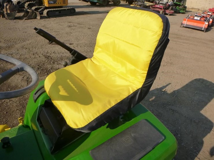 john-deere-240-image-14