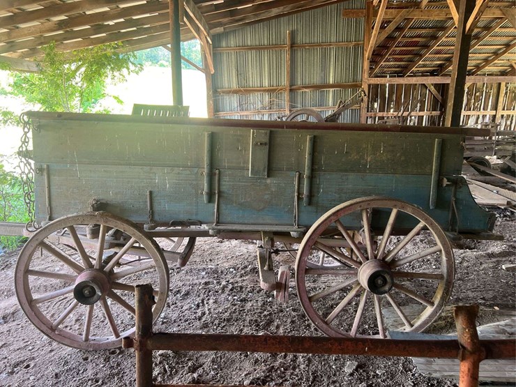 columbus-wagoner-image-2