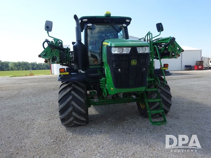 2019-john-deere-f4365-image-4