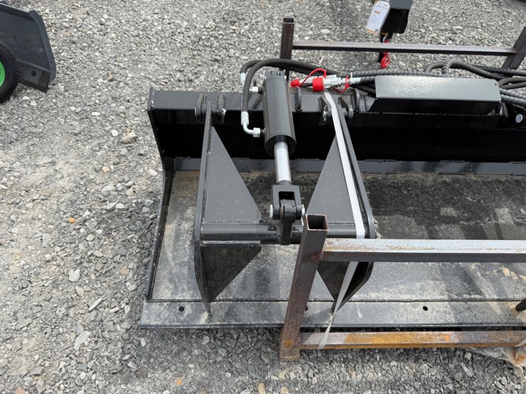 #2000-•-#26528-•-unused-giyi-gy-pg72c-72"-skid-steer-plate-grabber-c-pbzmq722507143-image-5