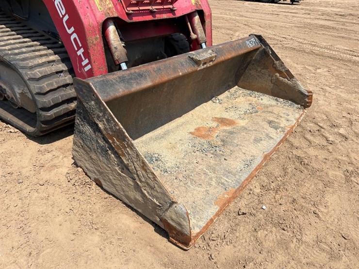 2018-takeuchi-tl12v2-image-17