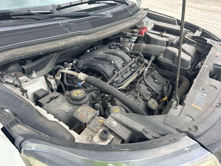 2017-ford-explorer-image-9