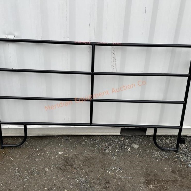 7' x 52" Portable Corral Panel New Bid$ X 4