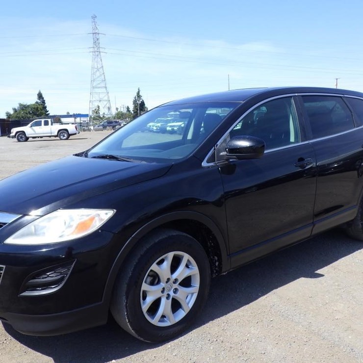 2011 MAZDA CX9