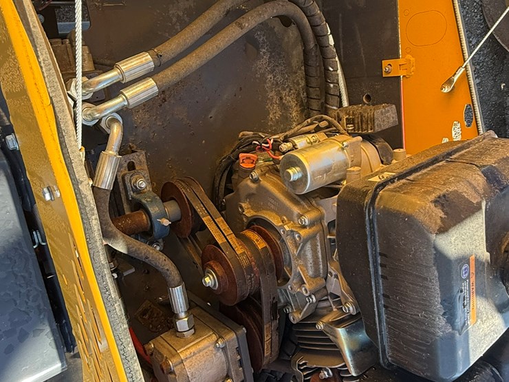 #145-•-#30306-•-2025-sdlool-sl1000-vibratory-compactor-inv#:-30306-image-7