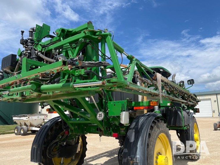 2014-john-deere-r4038-image-46