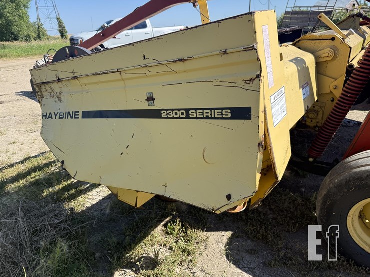 new-holland-1475-image-22