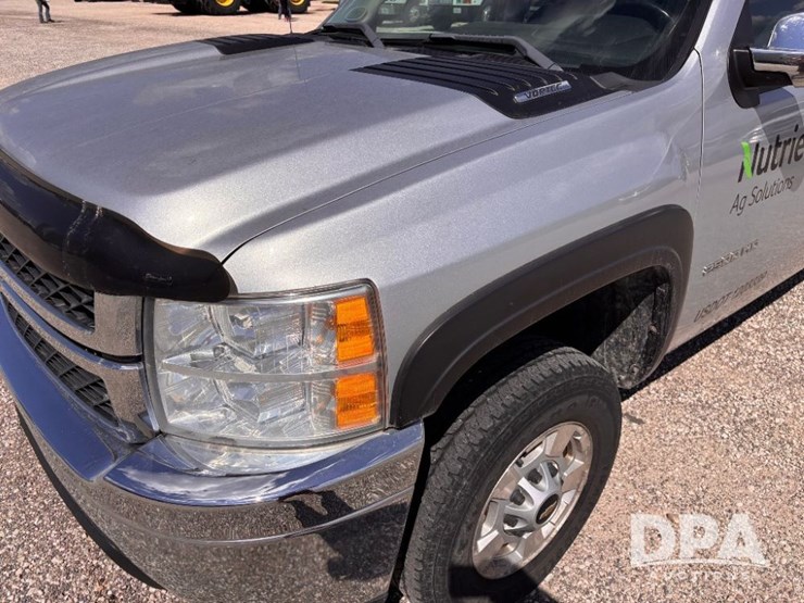 2014-chevrolet-2500hd-image-21