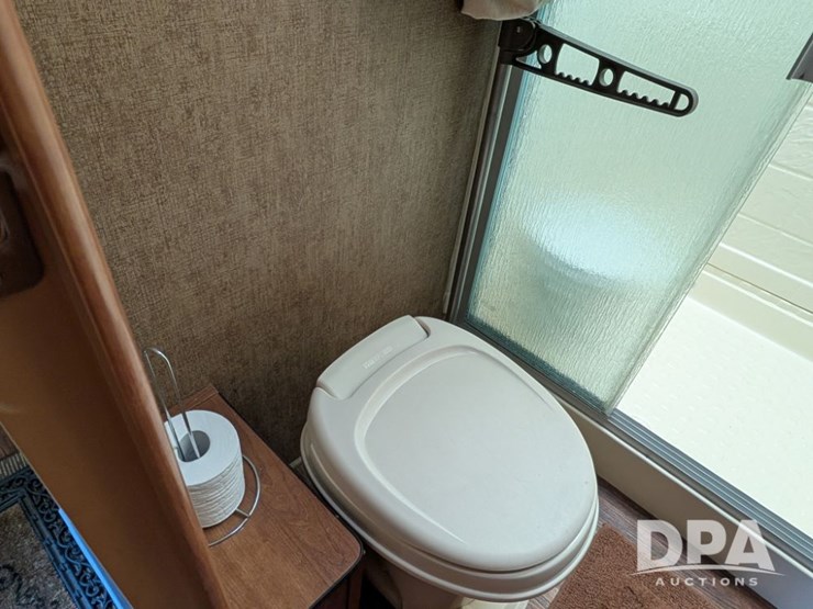 2015-crusader-lite-camper-(pz13846)-image-34