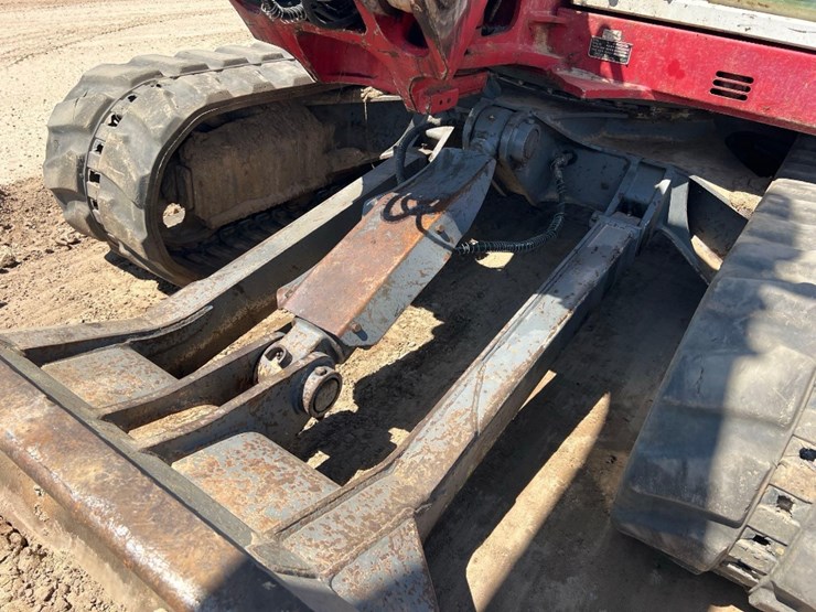 2016-takeuchi-tb290-image-15