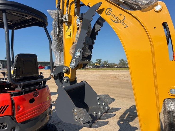 unused-cfg-industrial-xz20r-excavator-image-8