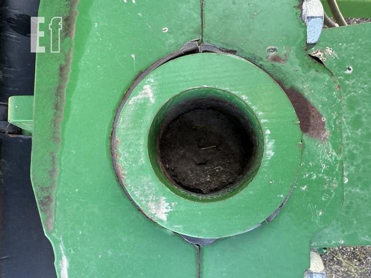 2021-john-deere-2680h-image-26