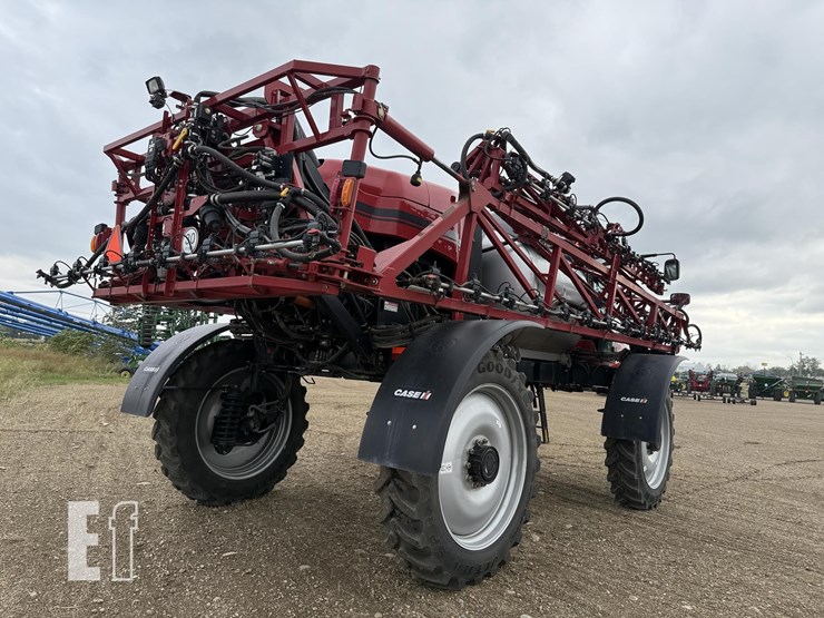 2020-case-ih-patriot-4440-image-5