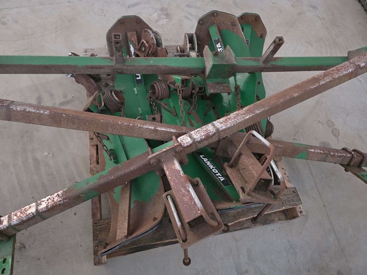 (6)-lankota-stalk-stompers-with-bracket-image-7