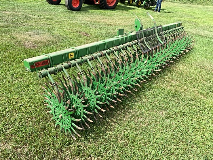 john-deere-400-image-3