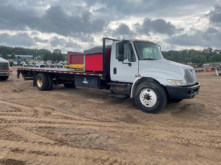 2007-international-durastar-4300-image-6