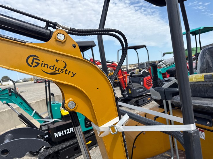 #220-•-#26488-•-unused-cfg-qk18r-mini-excavator-qk18r202507060510-image-8
