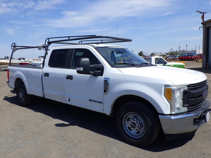 2017-ford-f250-image-2