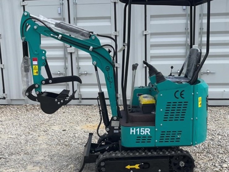 2025-cfg-h15r-mini-excavator-image-1