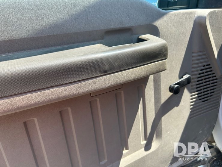 2010-ford-f350-xl-image-19