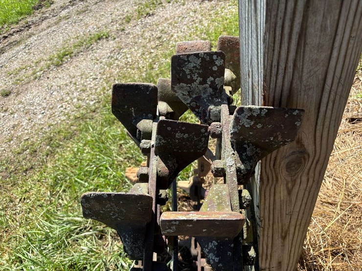 skeleton-steel-wheels-image-2