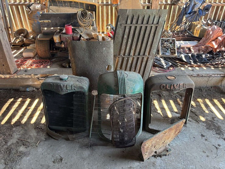 various-oliver-tractor-sheet-metal-image-1