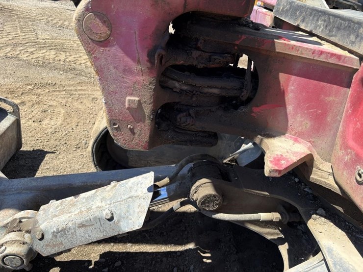 2016-takeuchi-tb230-image-19