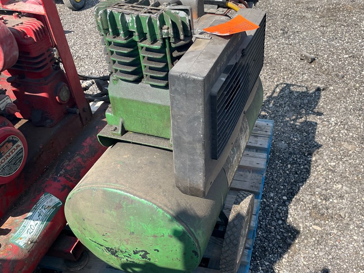 #6362-•-campbell-hausfeld-electric-air-compressor-image-5