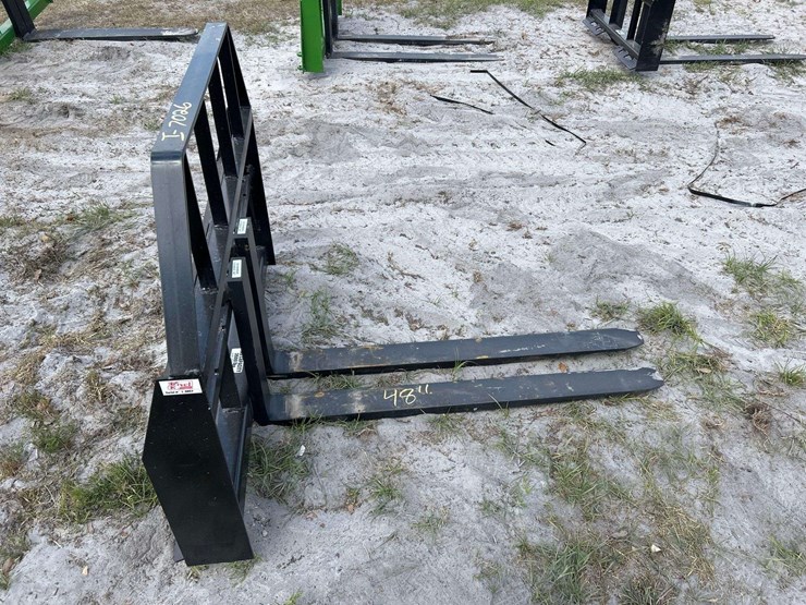 2025-kivel-48in-forks-and-frame-skid-steer-attachment-image-4