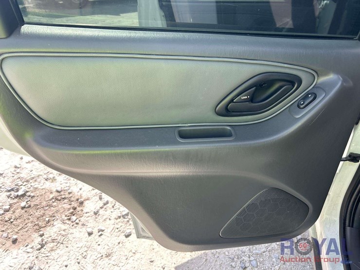 2007-ford-escape-image-17