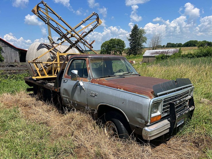 1985-dodge-ram-250-image-7