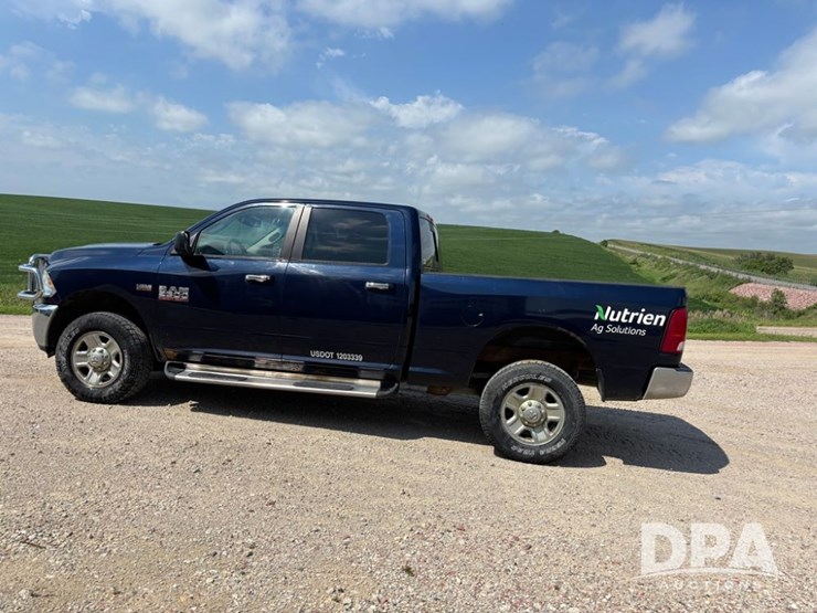 2014-dodge-ram-2500-image-4