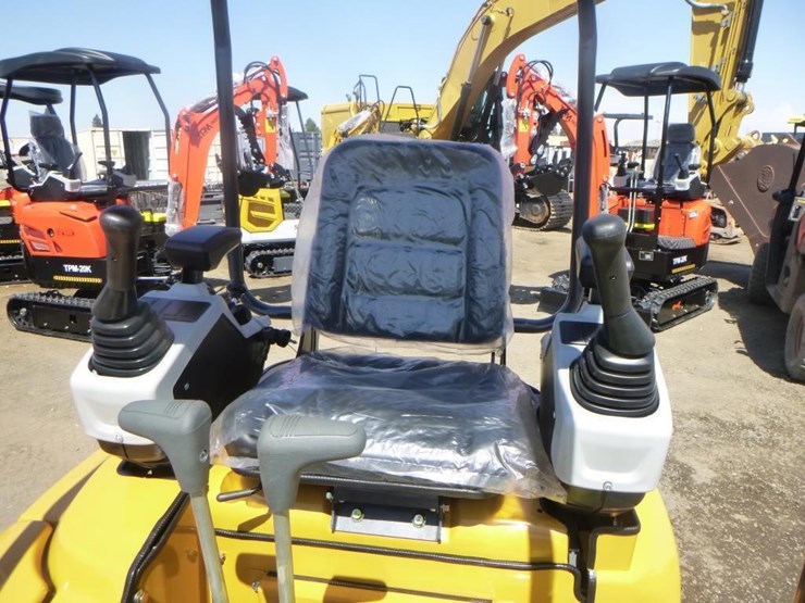 2025-sdlanch-sdle20-hydraulic-excavator-image-19