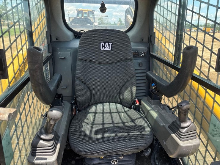 2021-caterpillar-289d3-image-20