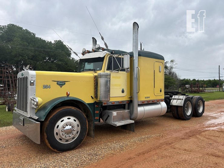 1990-peterbilt-379-image-1