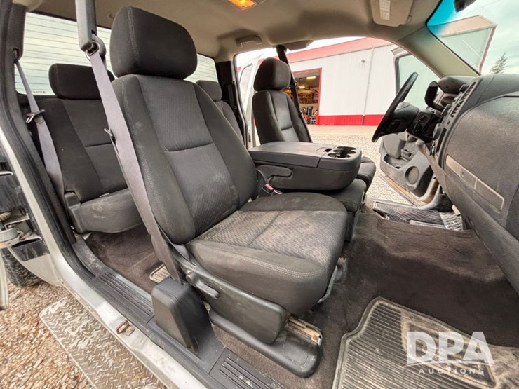 2011-chevrolet-2500hd-image-62