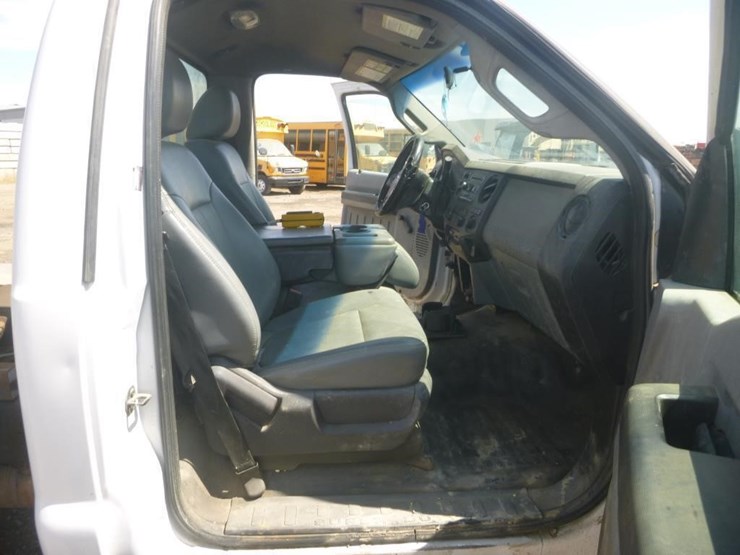 2012-ford-f450-image-15