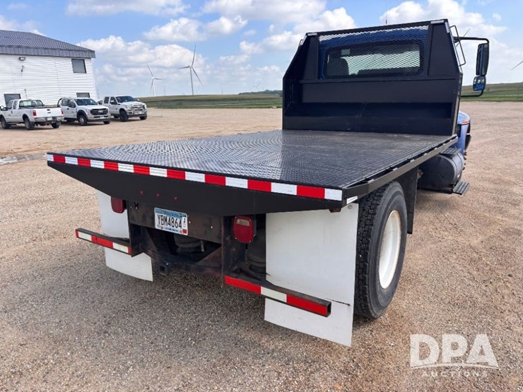 2006-international-durastar-4300-image-7